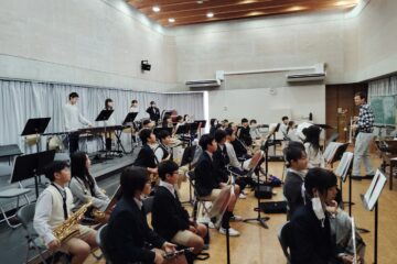 Grade 6: Instrumental Music